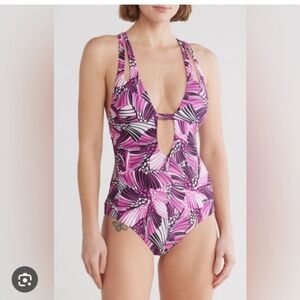 BECCA By Rebecca Virtue One Piece in Pink and White Size S